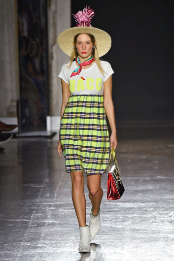 Fotoservizio/SS 2019/WOMEN/SFILATA/ULTRÀCHIC/DP2/5