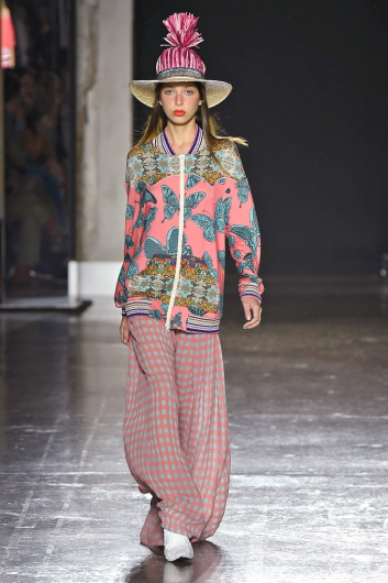 Fotoservizio/SS 2019/WOMEN/SFILATA/ULTRÀCHIC/DP2/0