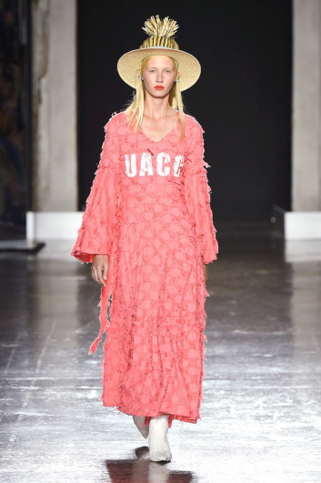 Fotoservizio/SS 2019/WOMEN/SFILATA/ULTRÀCHIC/DP2/1