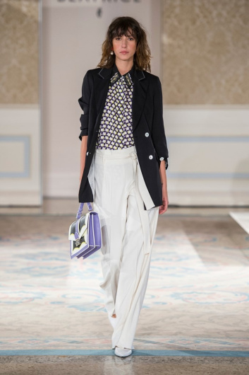 Fotoservizio/SS 2019/WOMEN/PRESENTAZIONE/BEATRICE B/DP2/3