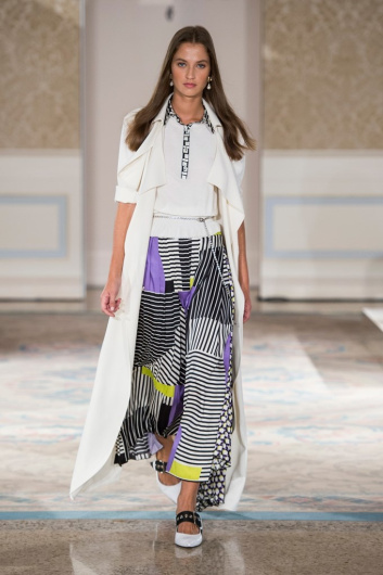 Fotoservizio/SS 2019/WOMEN/PRESENTAZIONE/BEATRICE B/DP2/7
