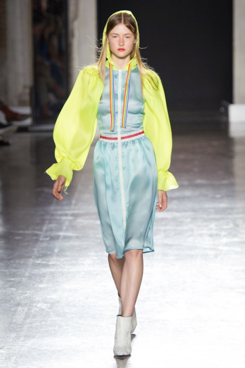 Fotoservizio/SS 2019/WOMEN/SFILATA/ULTRÀCHIC/DP2/1