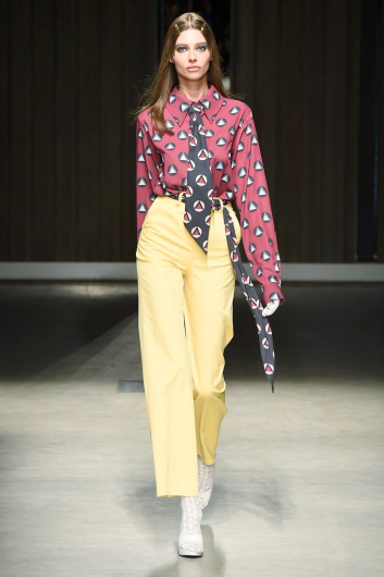 Fotoservizio/SS 2019/WOMEN/SFILATA/ATSUSHI NAKASHIMA/DP2/1