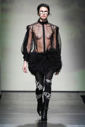 Fotoservizio/FW 19-20/MEN/SFILATA/FRANKIE MORELLO/DP2/3