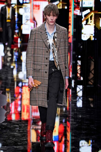 Fotoservizio/FW 19-20/MEN/SFILATA/NEIL BARRETT/DP2/6