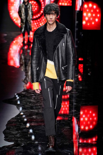 Fotoservizio/FW 19-20/MEN/SFILATA/NEIL BARRETT/DP2/9