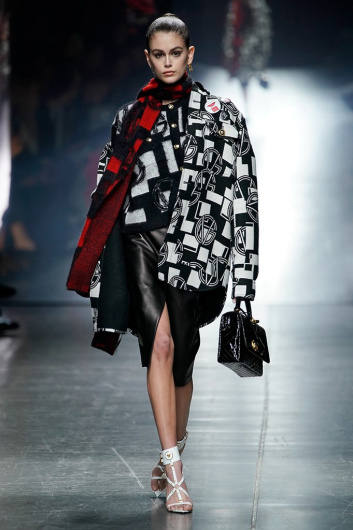 Fotoservizio/FW 19-20/MEN/SFILATA/VERSACE/DP2/0