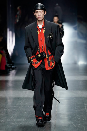 Fotoservizio/FW 19-20/MEN/SFILATA/VERSACE/DP2/5