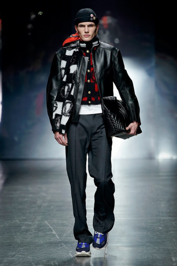 Fotoservizio/FW 19-20/MEN/SFILATA/VERSACE/DP2/1