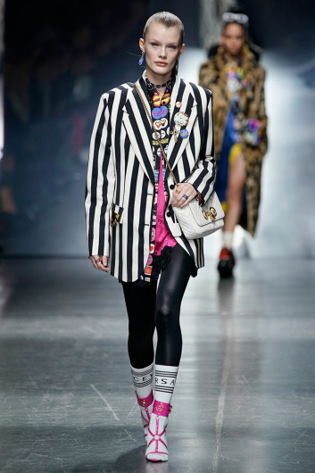 Fotoservizio/FW 19-20/MEN/SFILATA/VERSACE/DP2/2