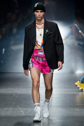 Fotoservizio/FW 19-20/MEN/SFILATA/VERSACE/DP2/3