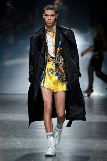 Fotoservizio/FW 19-20/MEN/SFILATA/VERSACE/DP2/5