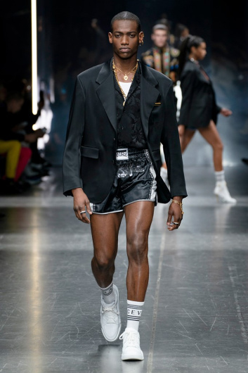 Fotoservizio/FW 19-20/MEN/SFILATA/VERSACE/DP2/7