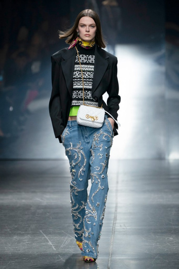 Fotoservizio/FW 19-20/MEN/SFILATA/VERSACE/DP2/11
