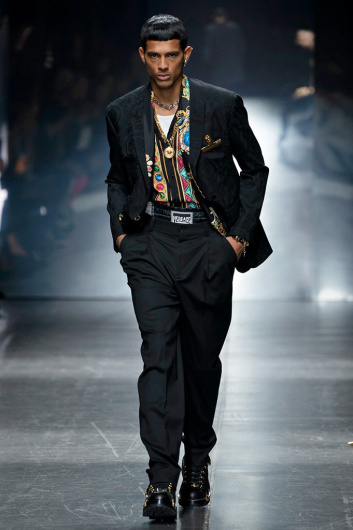 Fotoservizio/FW 19-20/MEN/SFILATA/VERSACE/DP2/9