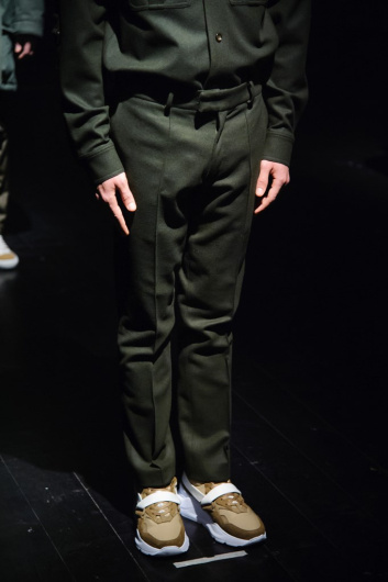 Fotoservizio/FW 19-20/MEN/PRESENTAZIONE/IH NOM UH NIT/DP2/11