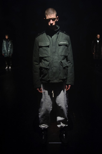 Fotoservizio/FW 19-20/MEN/PRESENTAZIONE/IH NOM UH NIT/DP2/4