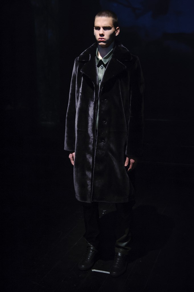 Fotoservizio/FW 19-20/MEN/PRESENTAZIONE/IH NOM UH NIT/DP2/17