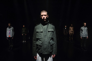 Fotoservizio/FW 19-20/MEN/PRESENTAZIONE/IH NOM UH NIT/DP2/24