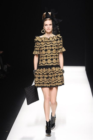 Fotoservizio/FW 2012-2013/WOMEN/MOSCHINO/36