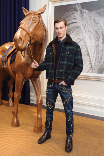 Fotoservizio/FW 19-20/MEN/APPUNTAMENTO/RALPH LAUREN PURPLE LABEL/DP2/32