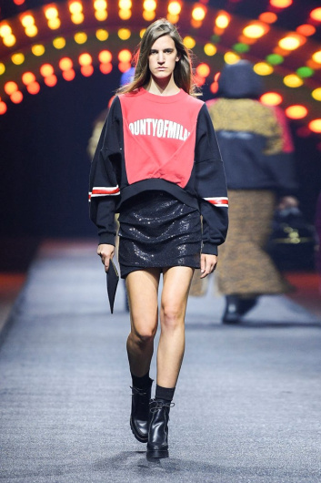 Fotoservizio/FW 19-20/MEN/SFILATA/MARCELO BURLON COUNTY OF MILAN/DP2/8