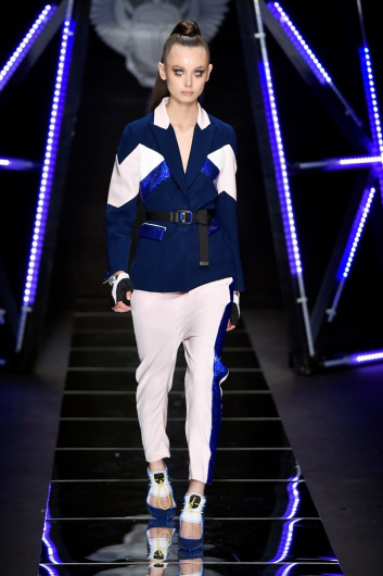 Fotoservizio/SS 2019/MEN/SFILATA/FRANKIE MORELLO/DP2/1