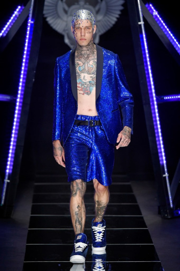 Fotoservizio/SS 2019/MEN/SFILATA/FRANKIE MORELLO/DP2/2