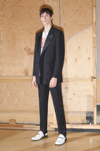 Fotoservizio/SS 2019/MEN/SFILATA/STELLA MCCARTNEY/DP2/16