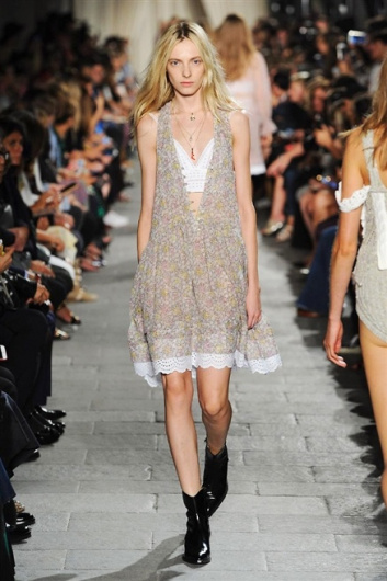 Fotoservizio/SS 2016/WOMEN/PHILOSOPHY DI LORENZO SERAFINI/DP1/3