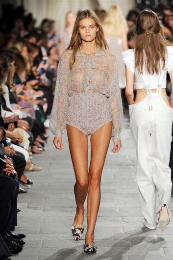 Fotoservizio/SS 2016/WOMEN/PHILOSOPHY DI LORENZO SERAFINI/DP1/5