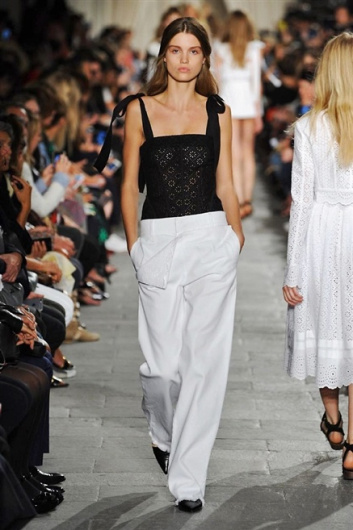 Fotoservizio/SS 2016/WOMEN/PHILOSOPHY DI LORENZO SERAFINI/DP1/10