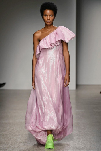 Fotoservizio/SS 2019/WOMEN/SFILATA/ANNAKIKI/DP2/4