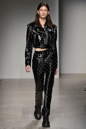 Fotoservizio/SS 2019/WOMEN/SFILATA/ANNAKIKI/DP2/20