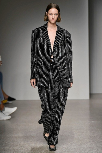 Fotoservizio/SS 2019/WOMEN/SFILATA/ANNAKIKI/DP2/6