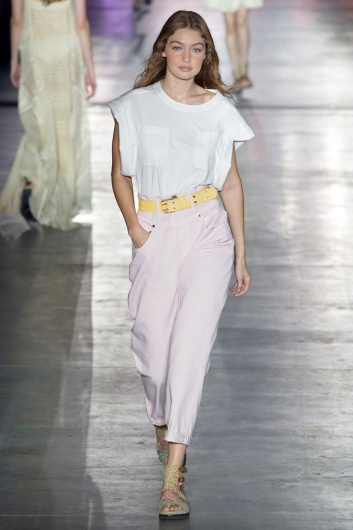 Fotoservizio/SS 2019/WOMEN/SFILATA/ALBERTA FERRETTI/DP2/0
