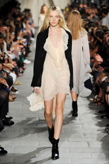 Fotoservizio/SS 2016/WOMEN/PHILOSOPHY DI LORENZO SERAFINI/DP1/36