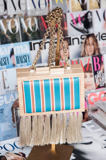 Fotoservizio/SS 2019/WOMEN/PRESENTAZIONE/LAURAFED/DP2/10