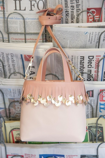 Fotoservizio/SS 2019/WOMEN/PRESENTAZIONE/LAURAFED/DP2/26
