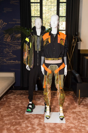 Fotoservizio/SS 2019/WOMEN/APPUNTAMENTO/DSQUARED2/DP2/10