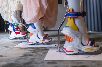 Fotoservizio/SS 2019/WOMEN/APPUNTAMENTO/DSQUARED2/DP2/46
