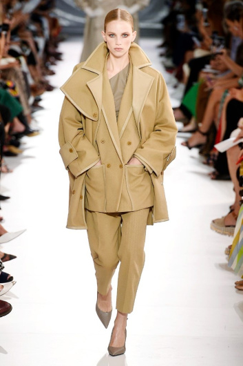 Fotoservizio/SS 2019/WOMEN/SFILATA/MAX MARA/DP2/8
