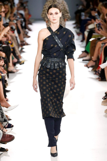 Fotoservizio/SS 2019/WOMEN/SFILATA/MAX MARA/DP2/8