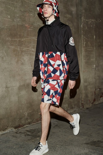 Fotoservizio/SS 2019/WOMEN/SFILATA/MONCLER/DP2/1