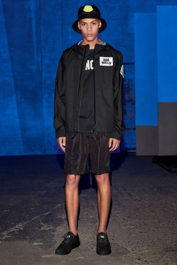 Fotoservizio/SS 2019/WOMEN/SFILATA/MONCLER/DP2/13