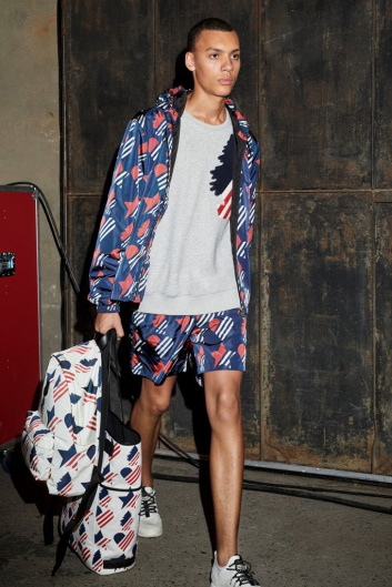 Fotoservizio/SS 2019/WOMEN/SFILATA/MONCLER/DP2/7