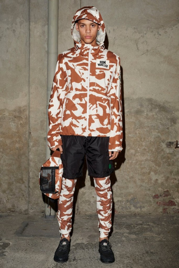 Fotoservizio/SS 2019/WOMEN/SFILATA/MONCLER/DP2/25