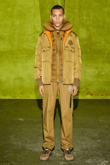 Fotoservizio/SS 2019/WOMEN/SFILATA/MONCLER/DP2/19