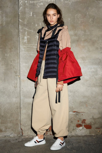 Fotoservizio/SS 2019/WOMEN/SFILATA/MONCLER/DP2/43