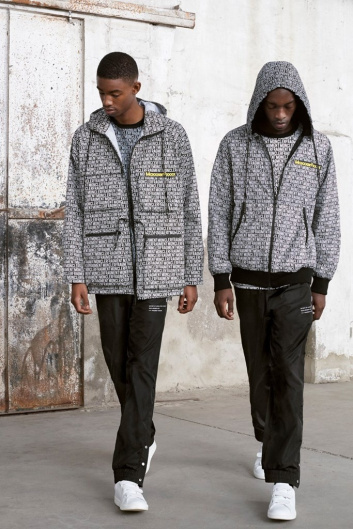 Fotoservizio/SS 2019/WOMEN/SFILATA/MONCLER/DP2/129